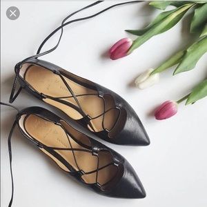 Banana Republic Lace up flats